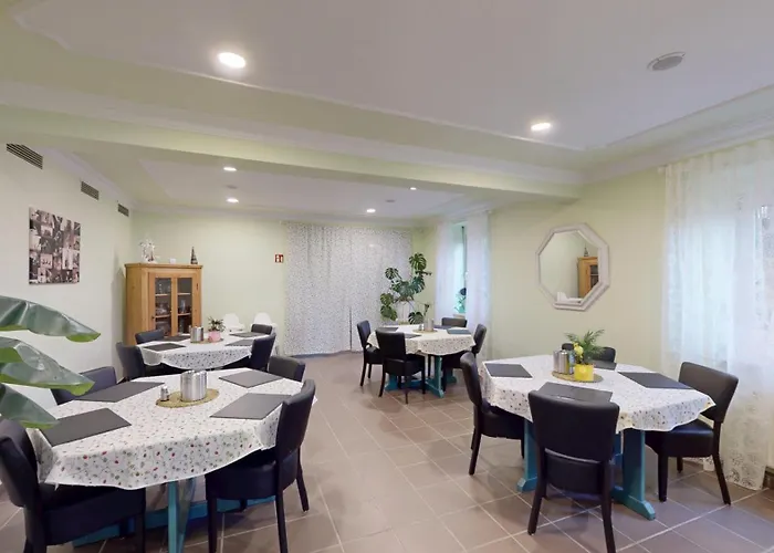 Landhaus Szálloda 3*